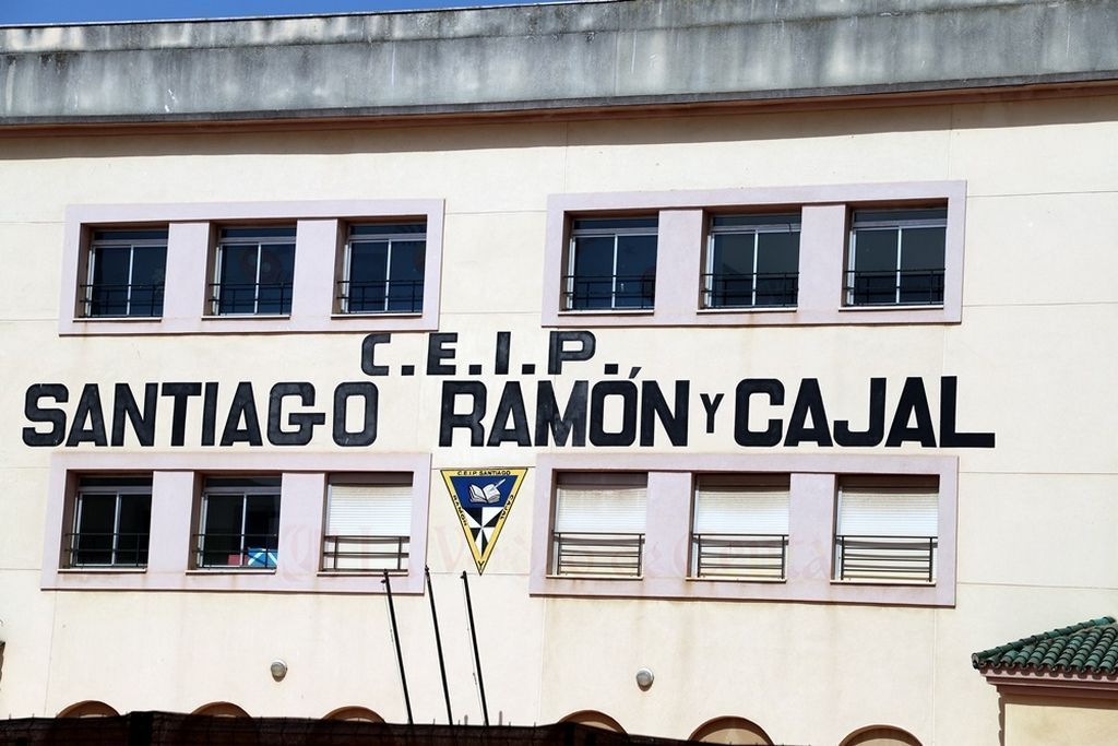 El Colegio Ramón y Cajal acoge un Mercadillo Solidario en apoyo a los más desfavorecidos